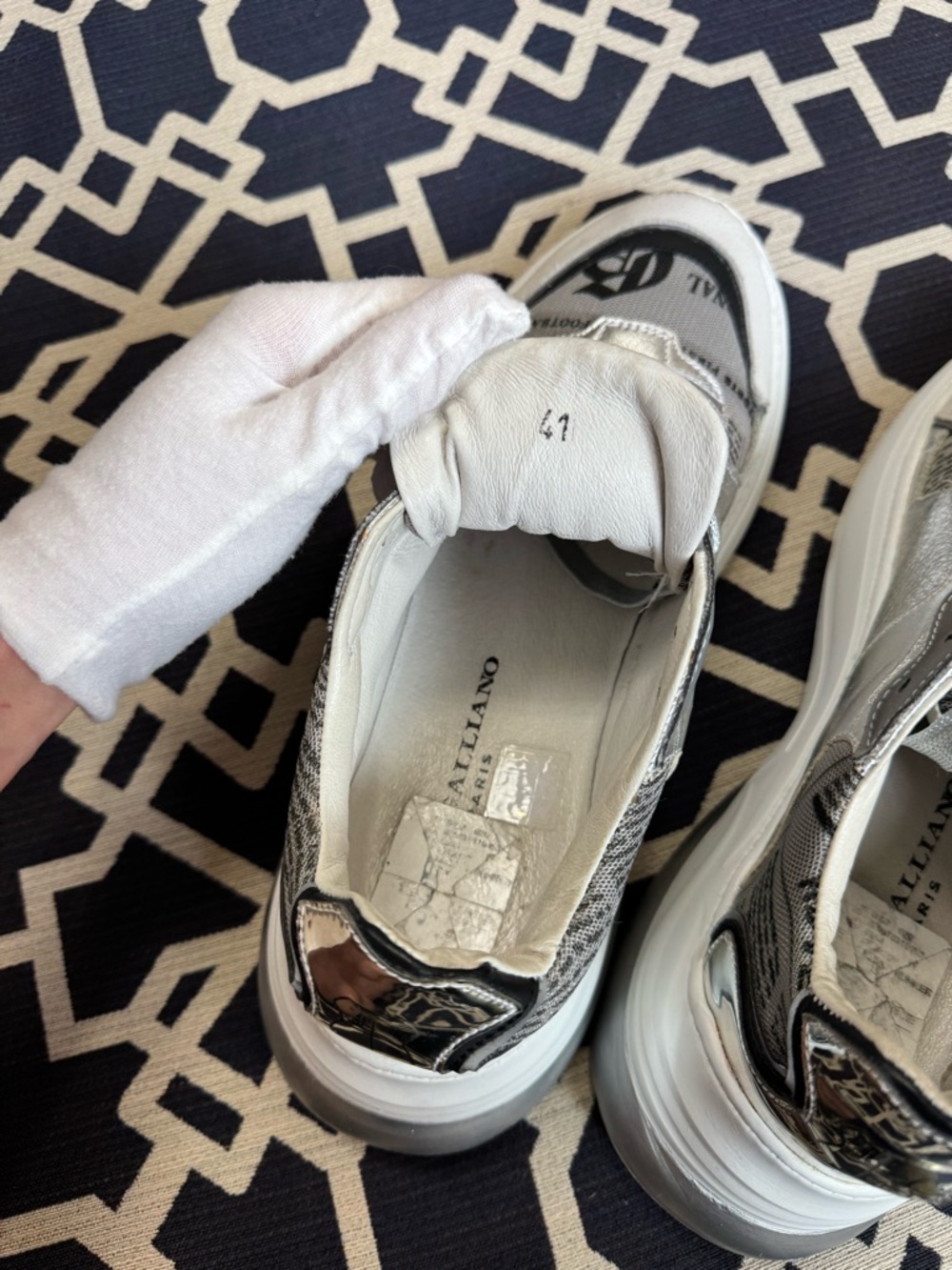 John Galliano Newspaper Chunky Sneakers White Silver Metallic Leather Size 41/10 - Picture 8 of 13